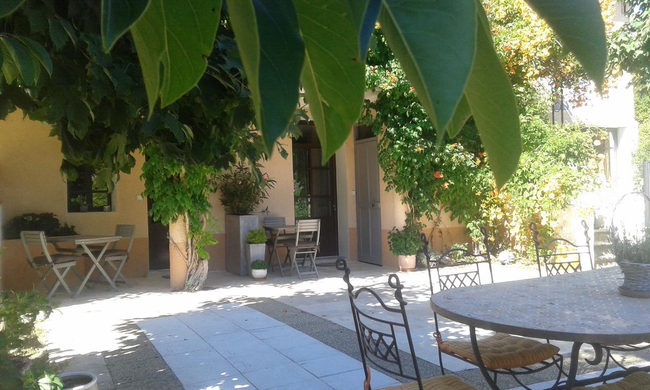 Chambres D'Hotes La Chrysalide Loriol-du-Comtat Εξωτερικό φωτογραφία